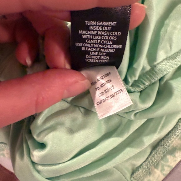 NWT Torrid 2 Tank Top Bundle Size 2X. Stretch Mesh Cropped Shirred Camis - Picture 13 of 14